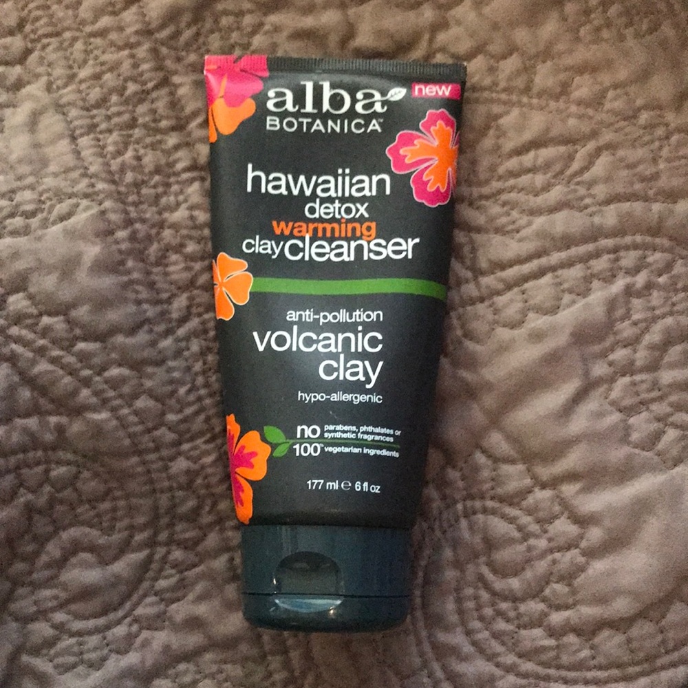 Alba Botanica Hawaiian Detox Warming Clay Cleanser